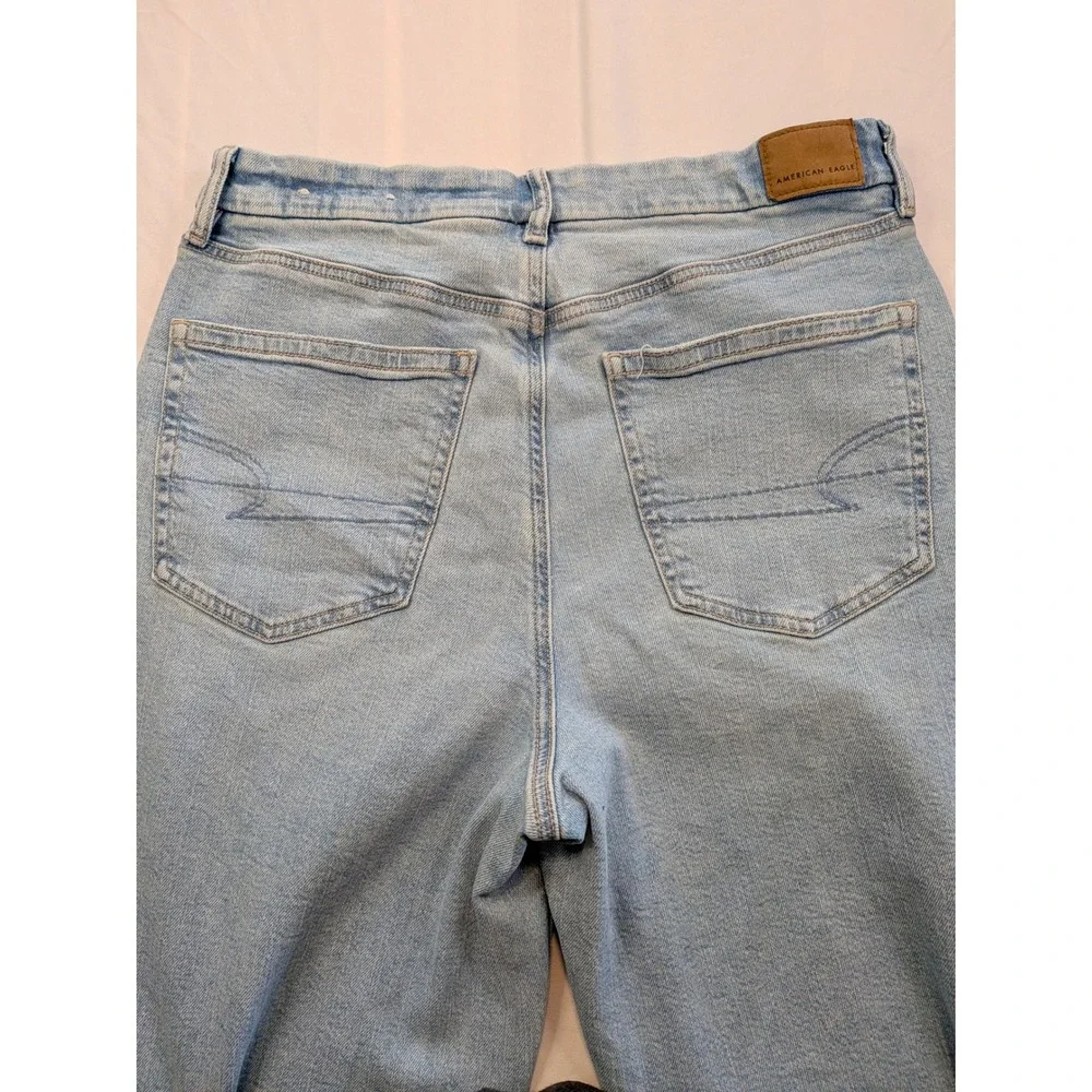 American Eagle Curvy Super High Rise Baggy Straight Jeans Light Wash 10 X-Long - Picture 4 of 14